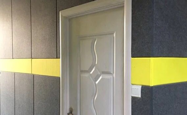 用聚酯（zhǐ）纖維吸（xī）音板做吸音牆-1