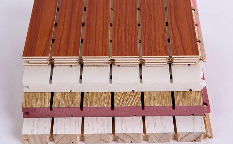 多功能廳用木製吸音板和布藝（yì）吸（xī）音板哪個好-1