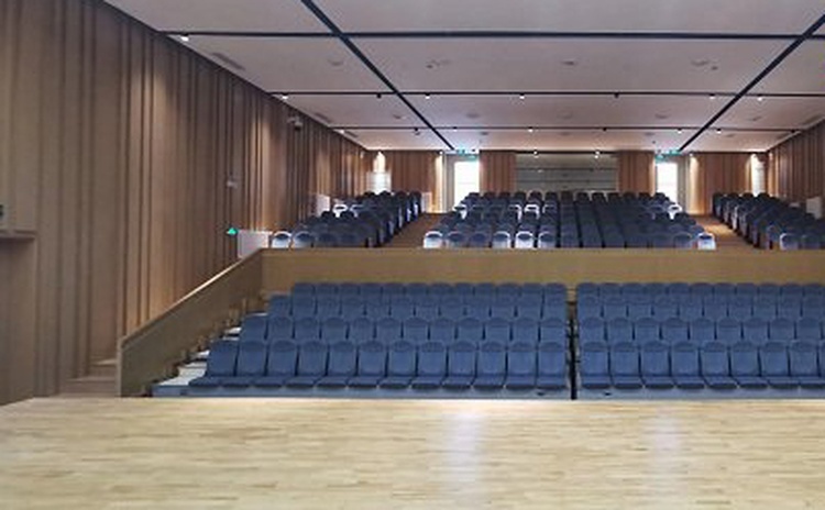 廣西百（bǎi）色學校多功能廳陶鋁吸音板聲學工程-1